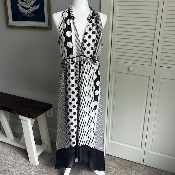 MAEVE Anthropologie brand summer black and white dress. - Picture 2 of 13